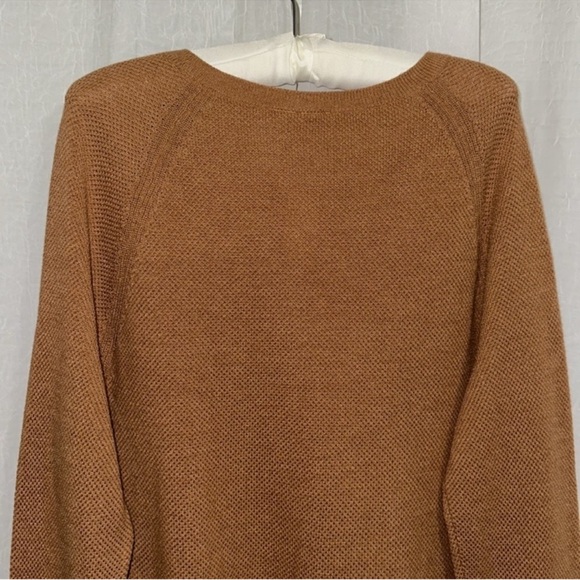 GAP L Ginger Brown High Low Crewneck Raglan Sleeve Knit Pullover Sweater - Picture 4 of 10